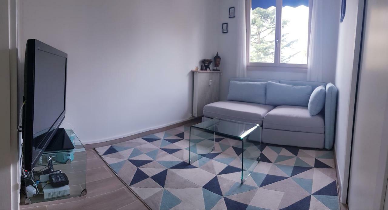 Chambre Privee Entre Paris Et Disneyland Apartment Нуази-ле-Гран Екстериор снимка
